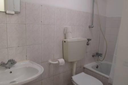 City Center Simple Charming Apartment Lisbon Bagian luar foto
