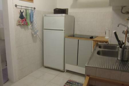 City Center Simple Charming Apartment Lisbon Bagian luar foto