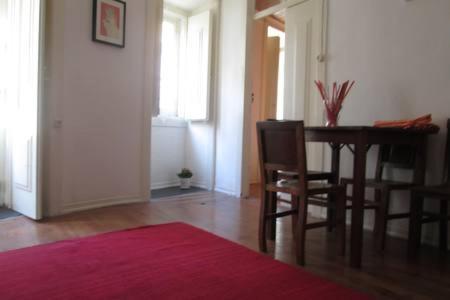 City Center Simple Charming Apartment Lisbon Bagian luar foto